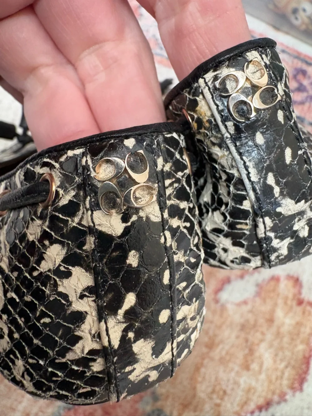 Coach Shoes Snakeskin Print‎ Black White Leather Malika Tassel Flats Loafers 6B